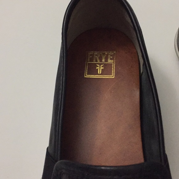 NWOT Frye Dylan leather slip on shoes black sz 9.5 - Picture 2 of 7